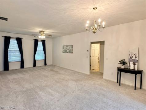566 Parkside Lane Tallmadge OH 44278