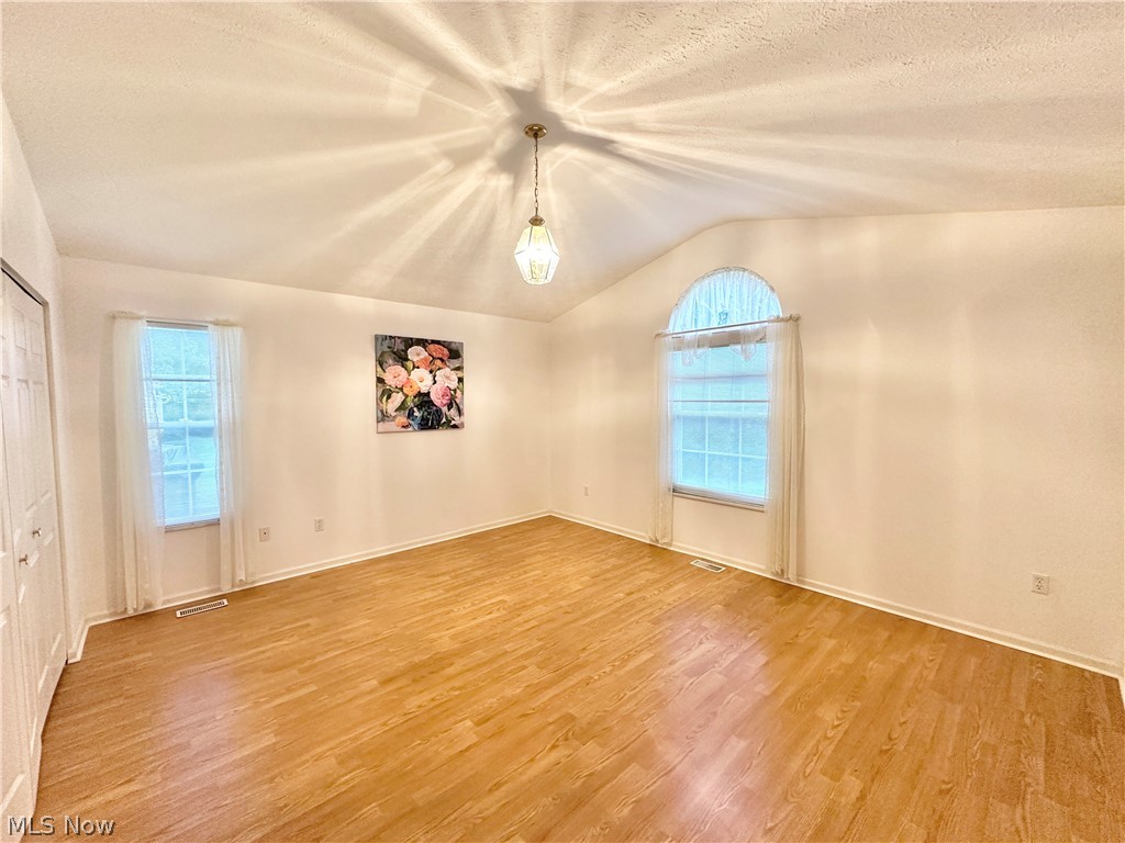 566 Parkside Lane Tallmadge OH 44278
