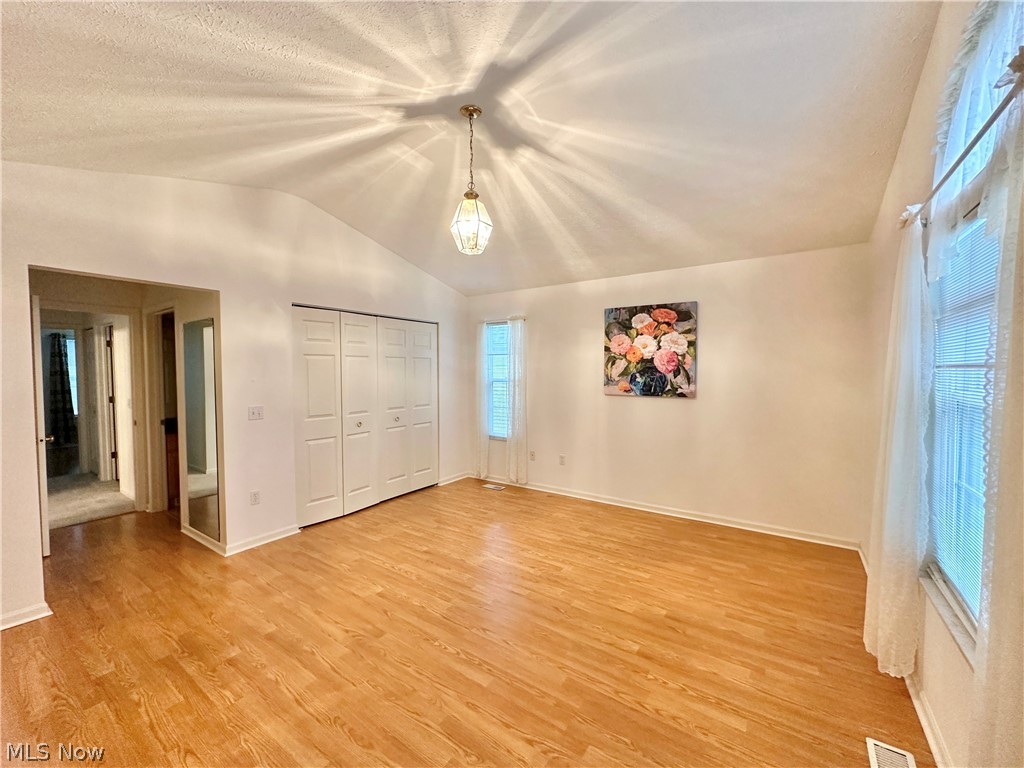 566 Parkside Lane Tallmadge OH 44278
