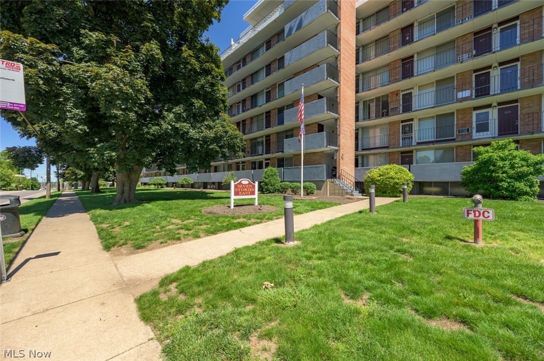 2331 E Market Street Akron OH 44312