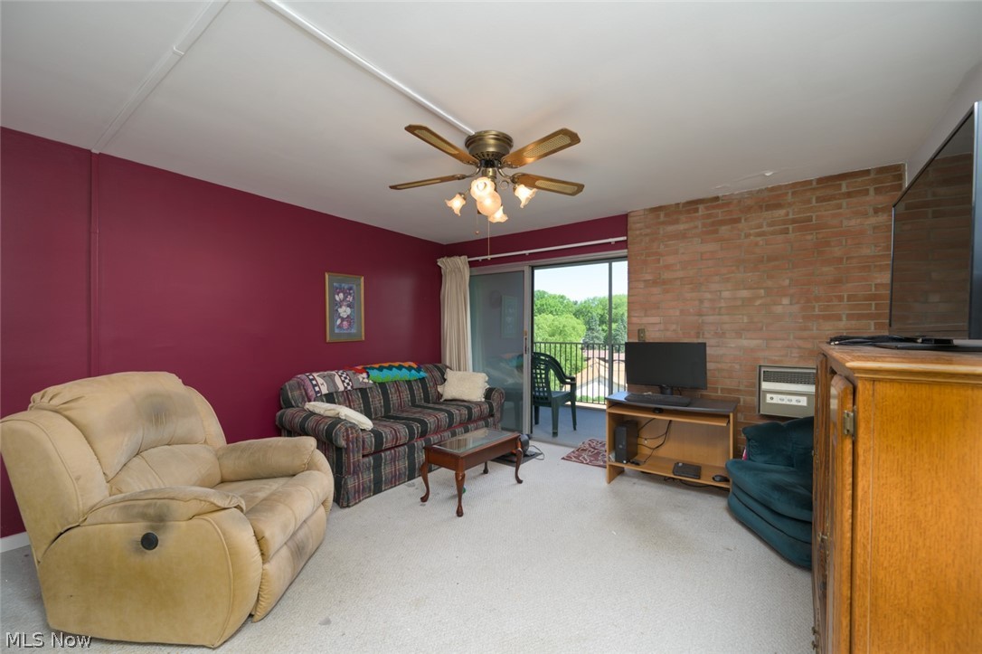 2331 E Market Street Akron OH 44312