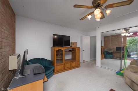 2331 E Market Street Akron OH 44312