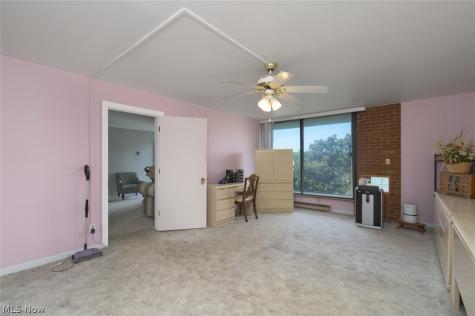 2331 E Market Street Akron OH 44312