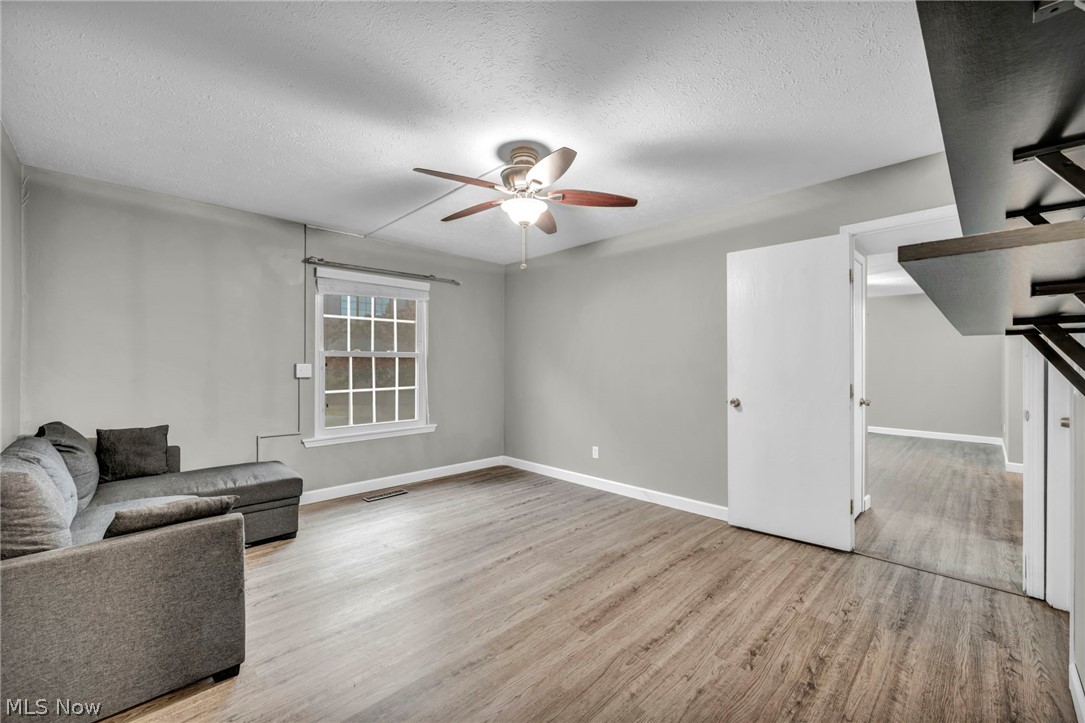 1251 W 70th Street Cleveland OH 44102