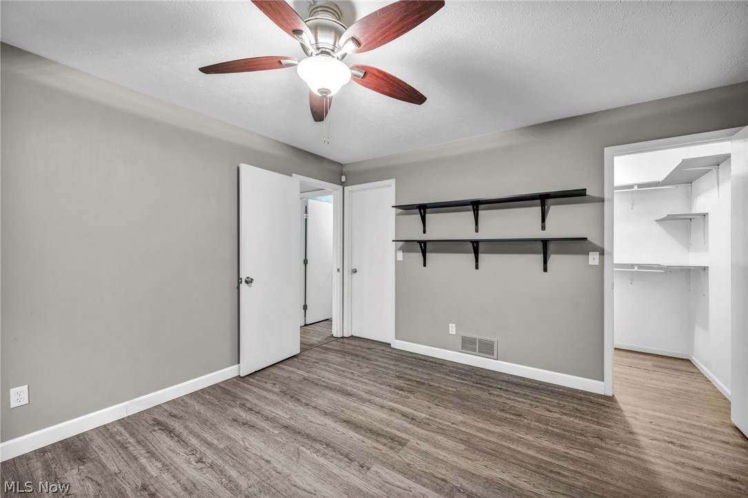 1251 W 70th Street Cleveland OH 44102