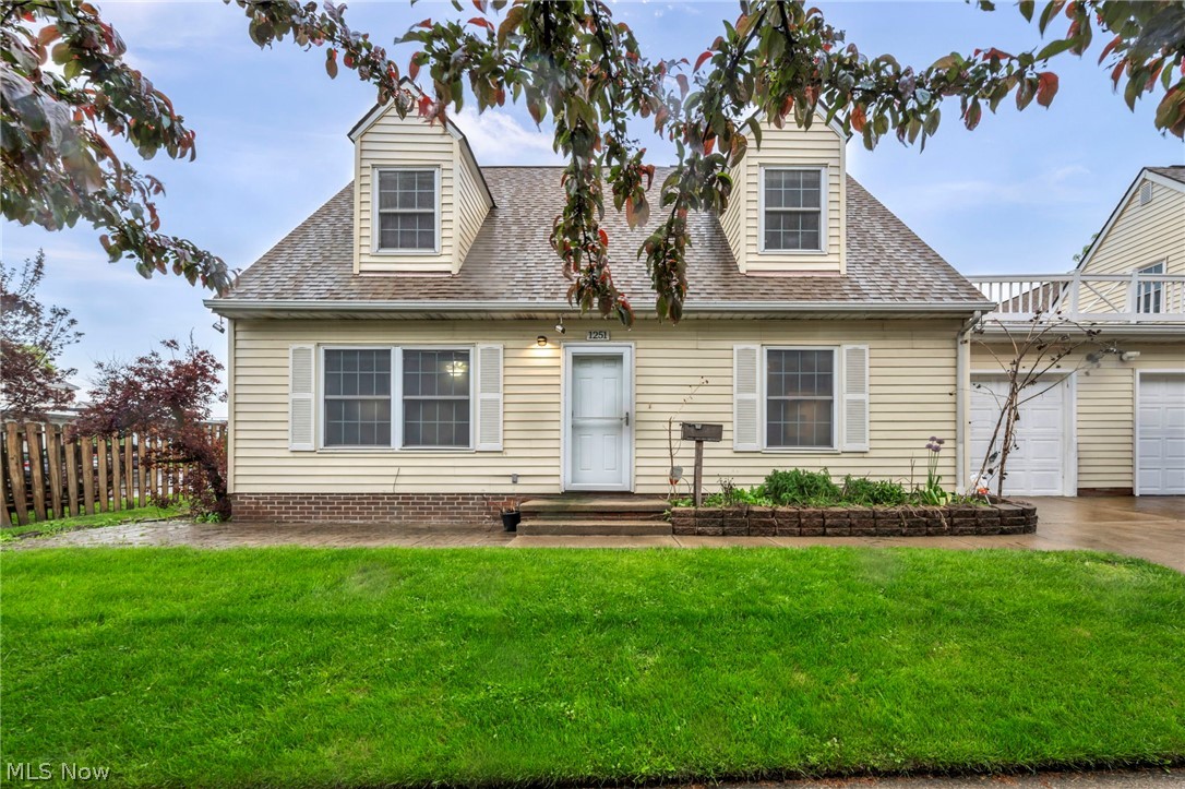 1251 W 70th Street Cleveland OH 44102