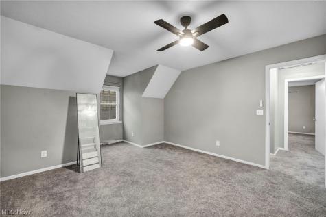 1251 W 70th Street Cleveland OH 44102