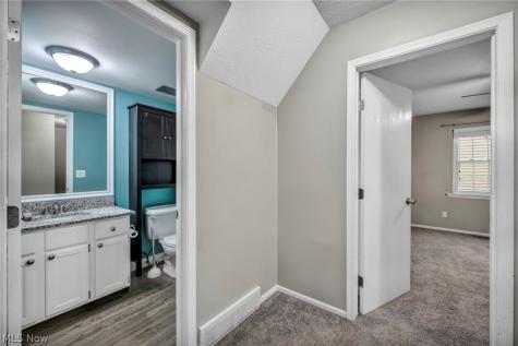 1251 W 70th Street Cleveland OH 44102