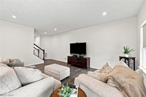 172 Forecastle Trail Medina OH 44256