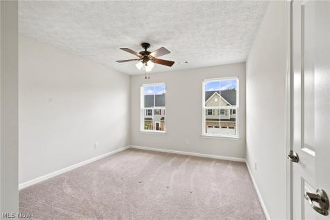172 Forecastle Trail Medina OH 44256