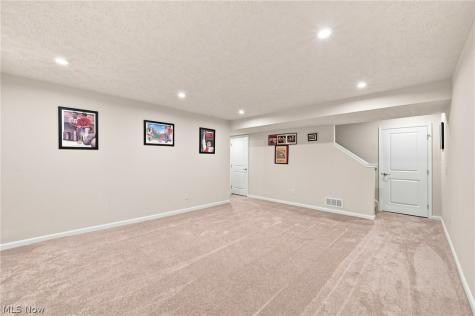 172 Forecastle Trail Medina OH 44256