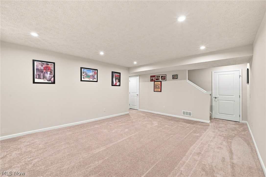 172 Forecastle Trail Medina OH 44256
