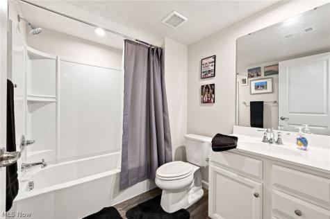 172 Forecastle Trail Medina OH 44256