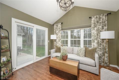 448 E Reserve Drive Cuyahoga Falls OH 44223