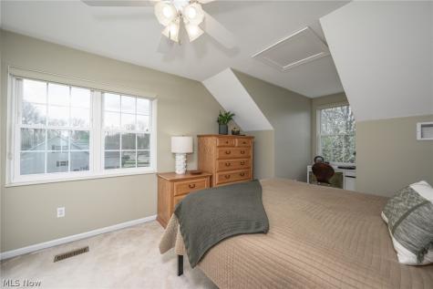 448 E Reserve Drive Cuyahoga Falls OH 44223