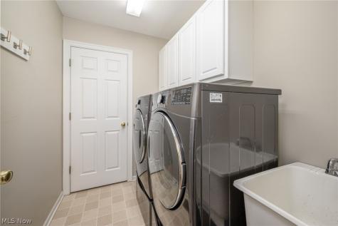 448 E Reserve Drive Cuyahoga Falls OH 44223