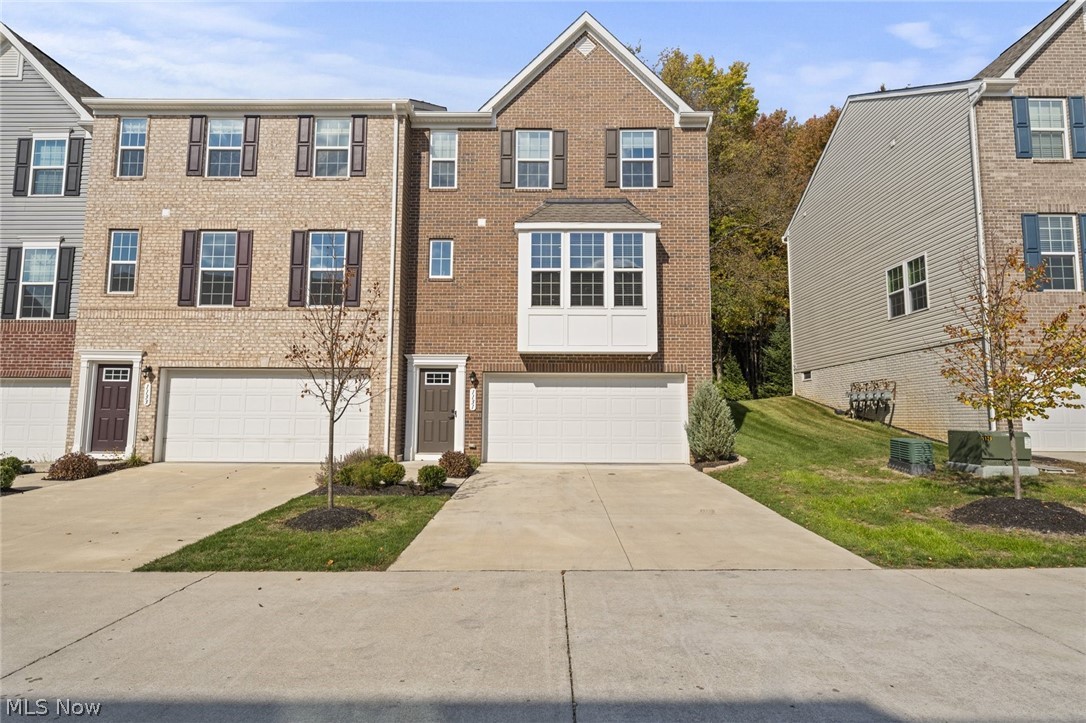 1131 Bean Lane Akron OH 44313