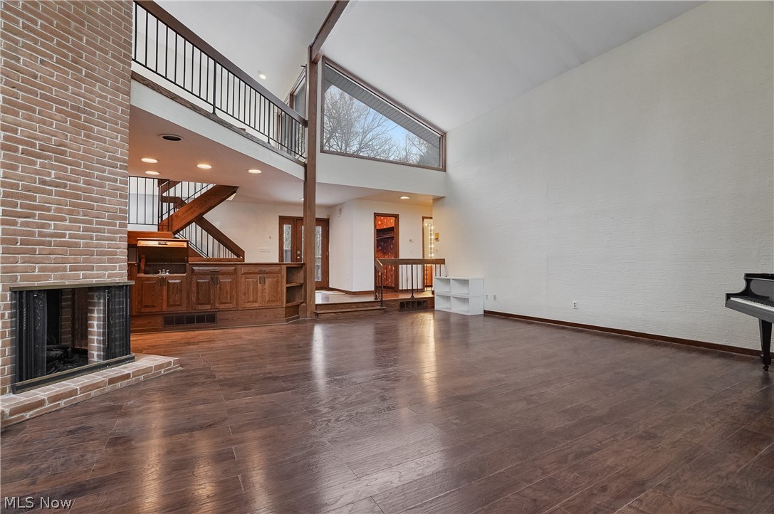 285 North Road NE Howland OH 44484