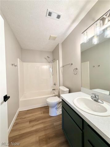 616 N Creek Drive Painesville OH 44077