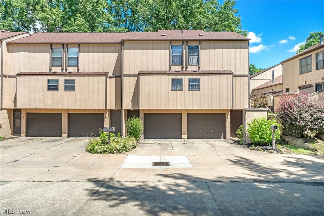 621 Center Avenue Cuyahoga Falls OH 44221