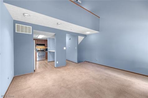 621 Center Avenue Cuyahoga Falls OH 44221