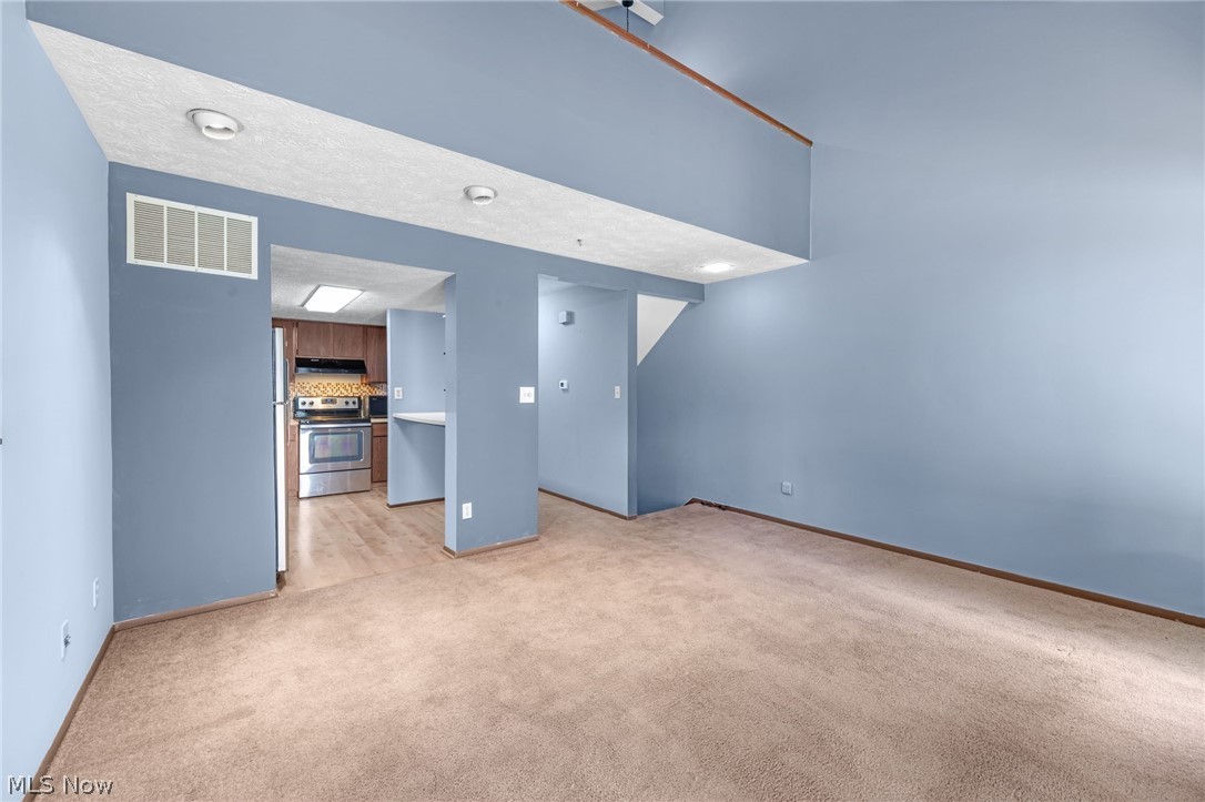 621 Center Avenue Cuyahoga Falls OH 44221
