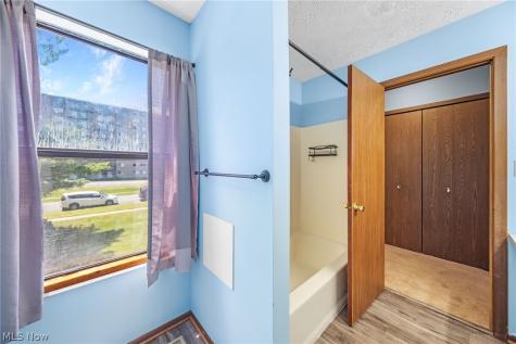 621 Center Avenue Cuyahoga Falls OH 44221