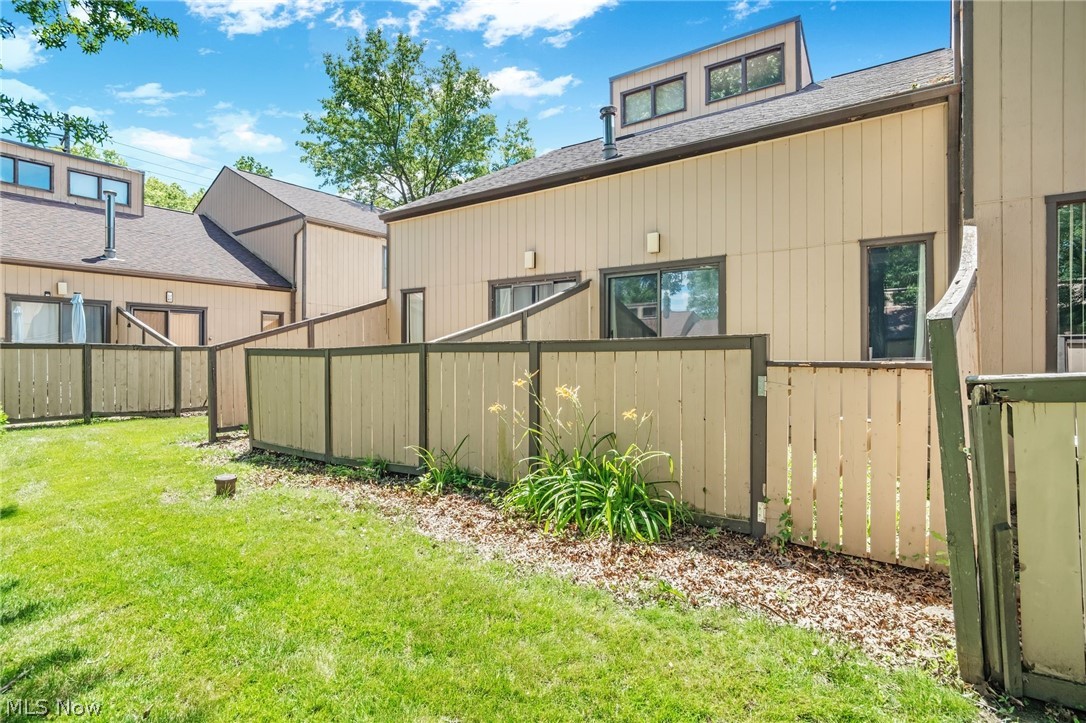 621 Center Avenue Cuyahoga Falls OH 44221
