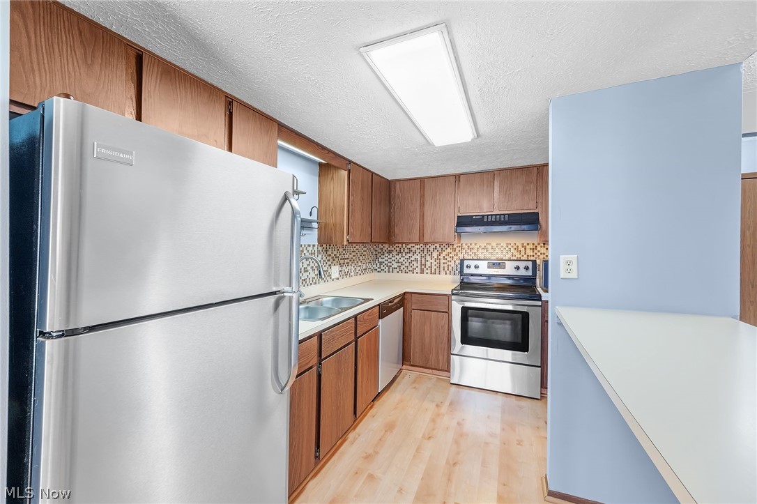 621 Center Avenue Cuyahoga Falls OH 44221