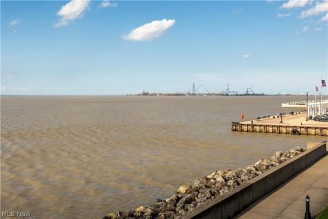 401 W Shoreline Drive Sandusky OH 43016