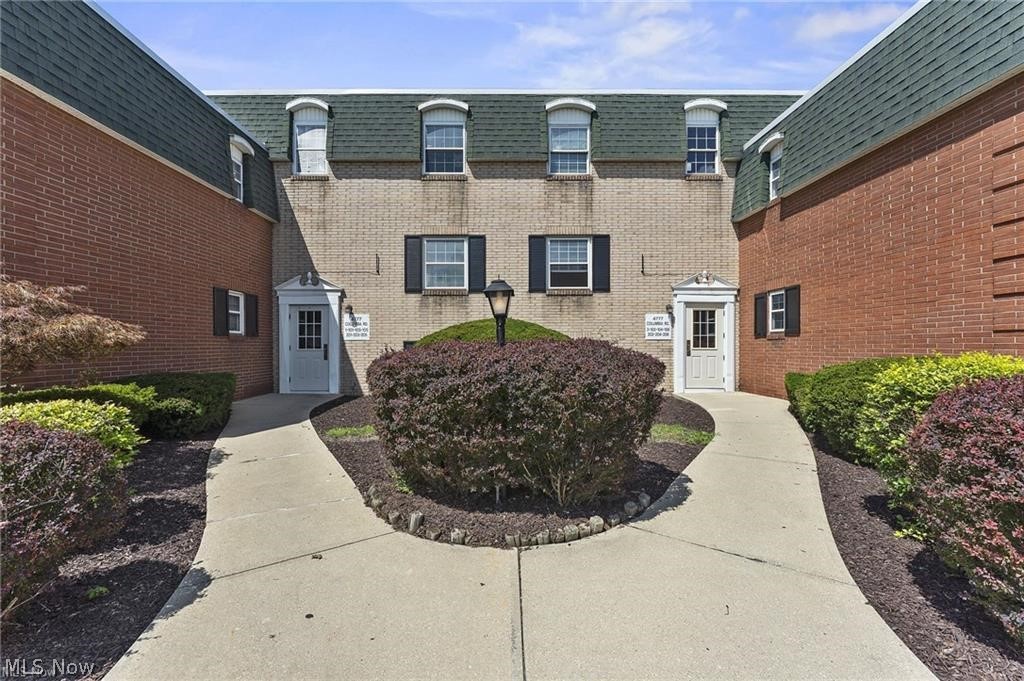 4777 Columbia Road North Olmsted OH 44070