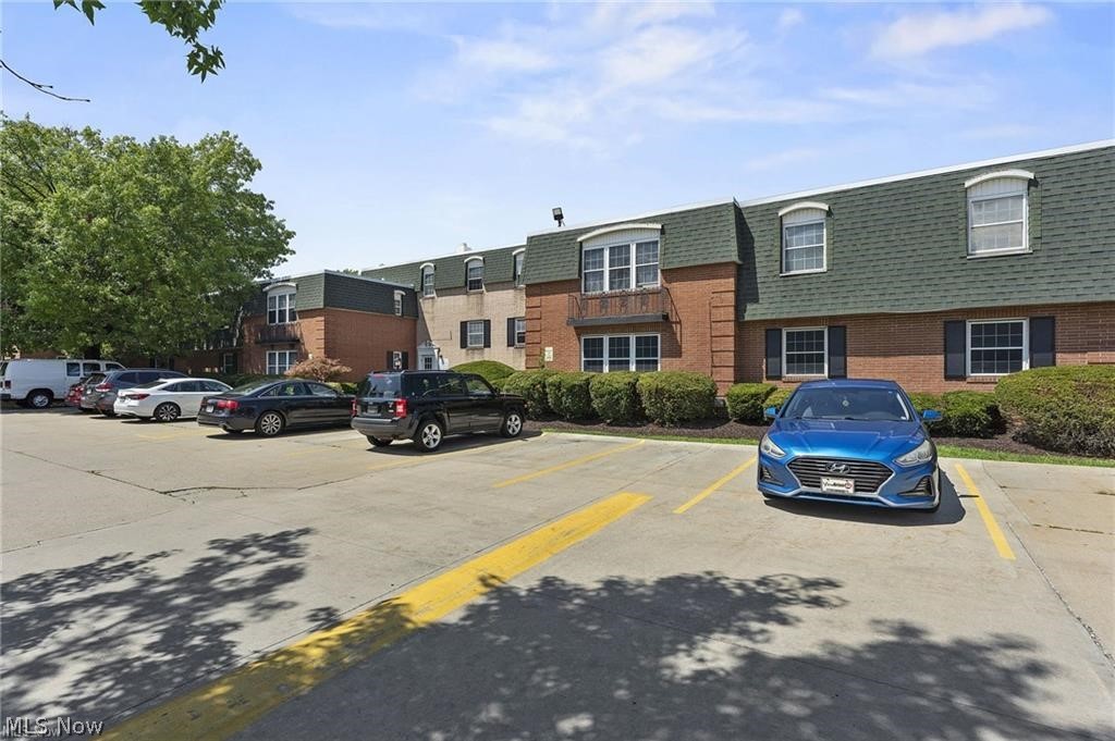 4777 Columbia Road North Olmsted OH 44070