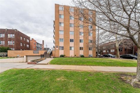 12029 Clifton Boulevard Lakewood OH 44107