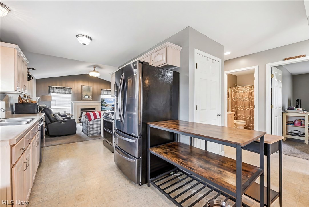 603 S Raccoon Road Austintown OH 44515