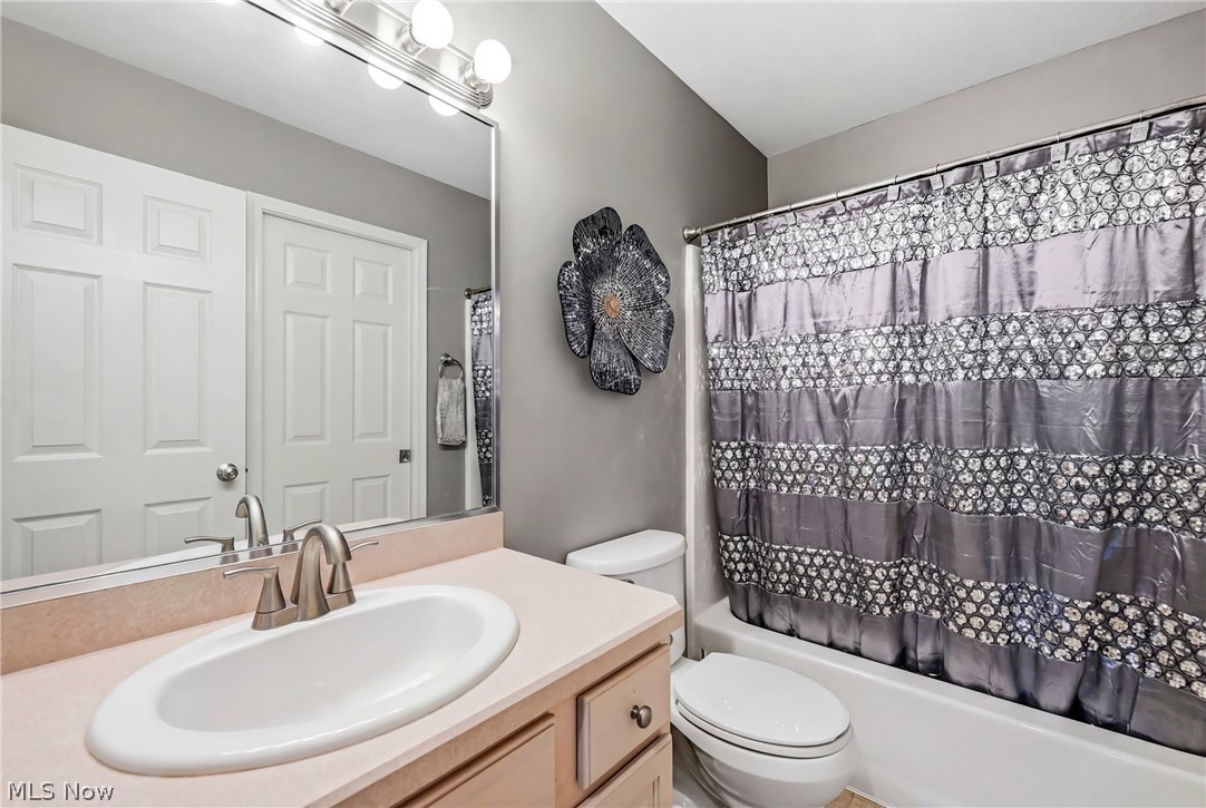 603 S Raccoon Road Austintown OH 44515
