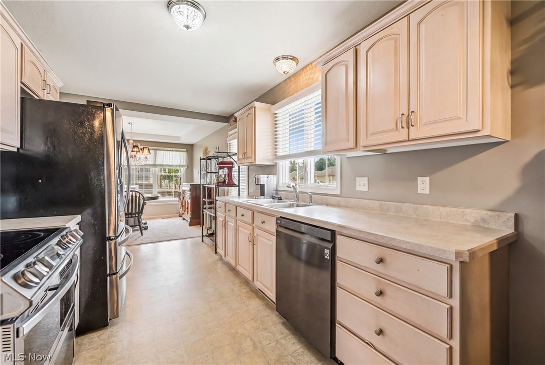 603 S Raccoon Road Austintown OH 44515