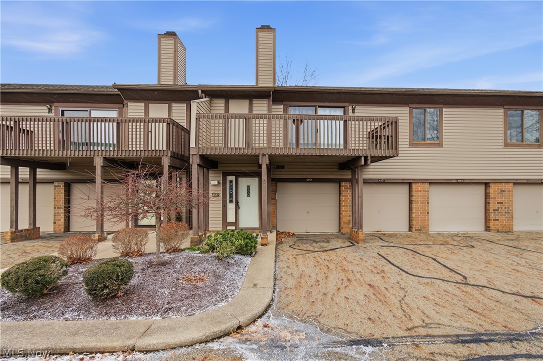 4557 Saint James Circle NW Canton OH 44708