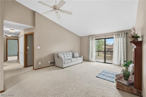 4557 Saint James Circle NW Canton OH 44708