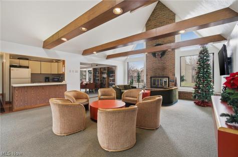 4557 Saint James Circle NW Canton OH 44708