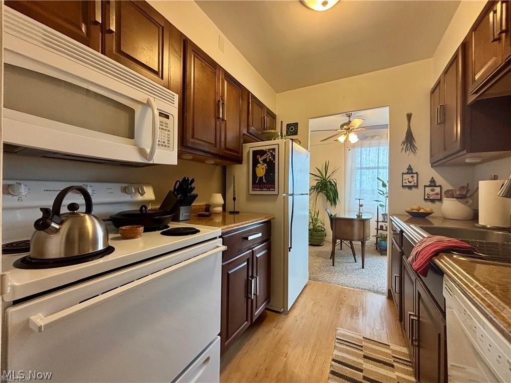 11850 Edgewater Drive Lakewood OH 44107