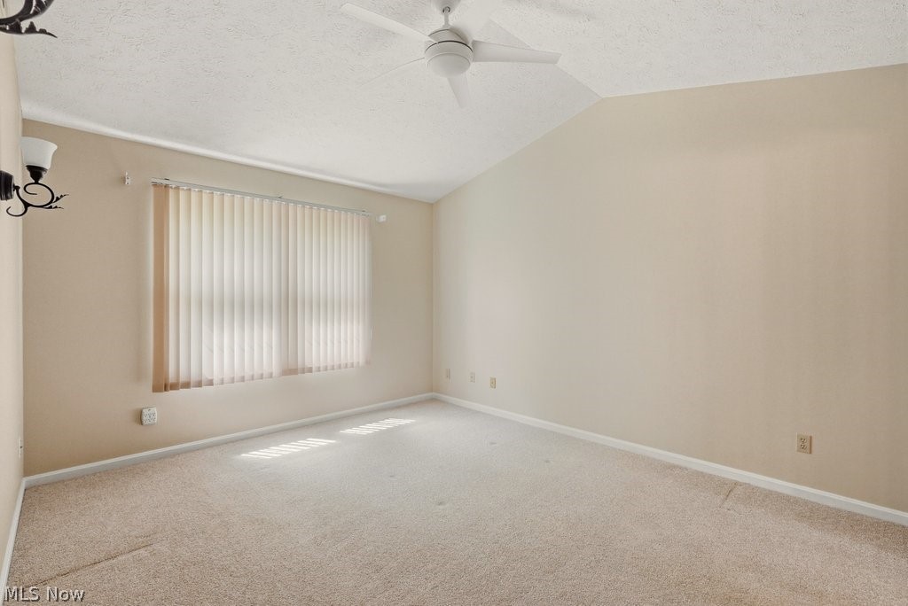 5653 Gateway Lane Brook Park OH 44142
