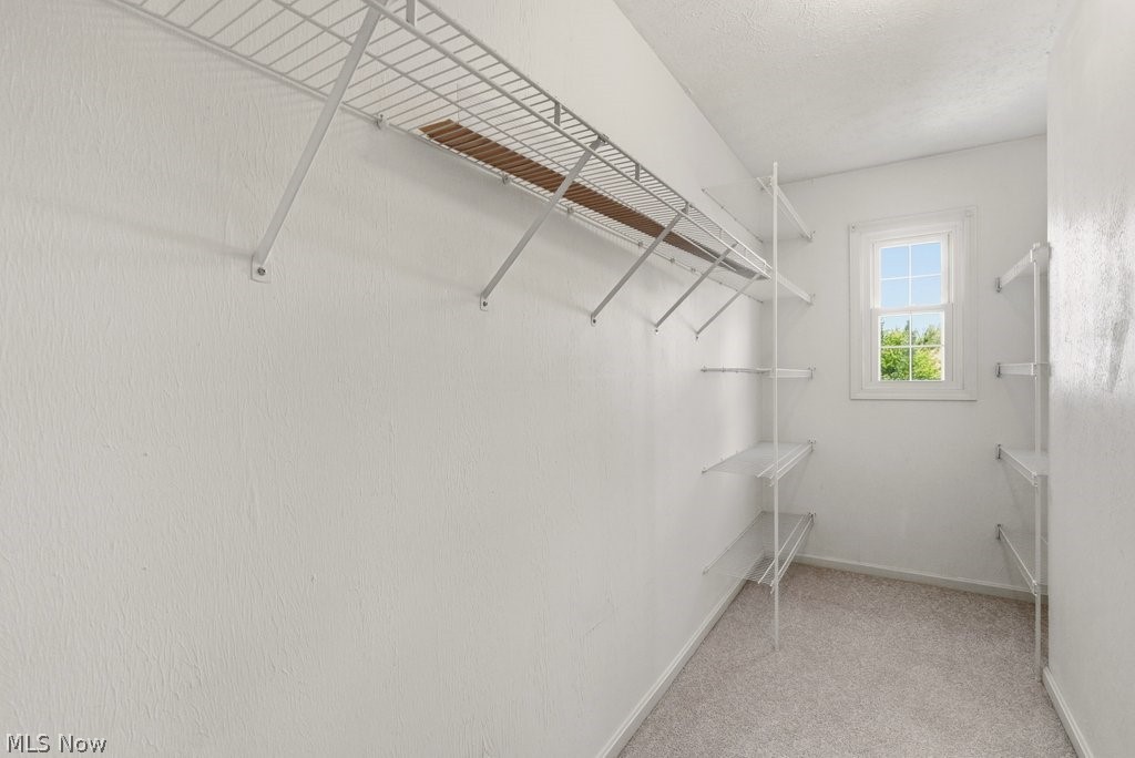 5653 Gateway Lane Brook Park OH 44142