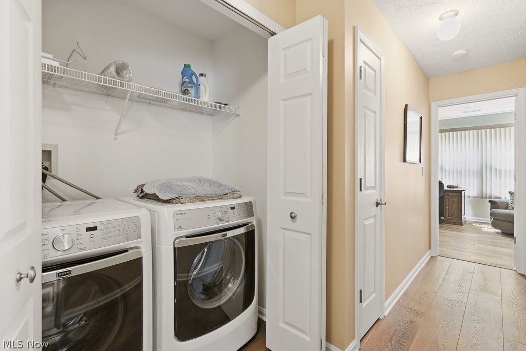 5653 Gateway Lane Brook Park OH 44142