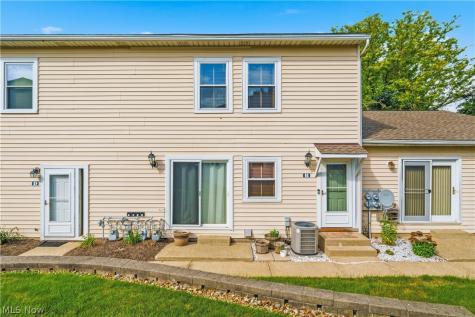 2551 Royal County Down Uniontown OH 44685