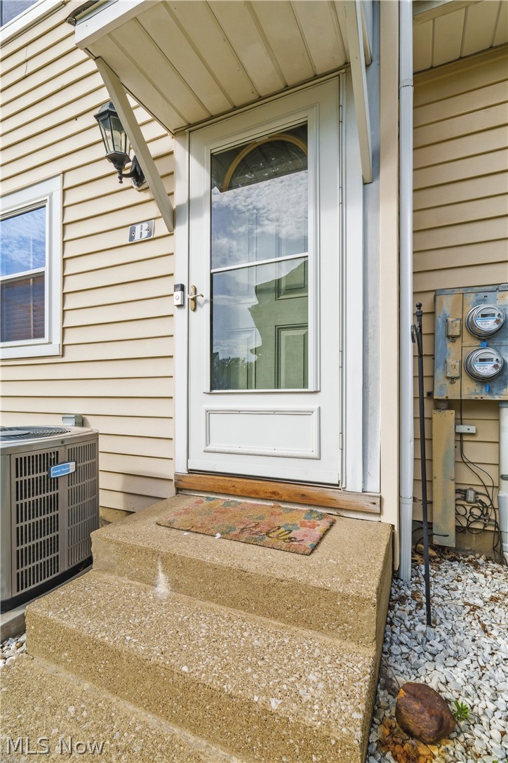 2551 Royal County Down Uniontown OH 44685