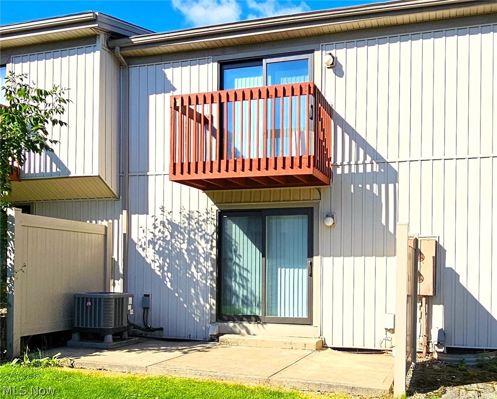 5565 Treetop Court Parma OH 44134