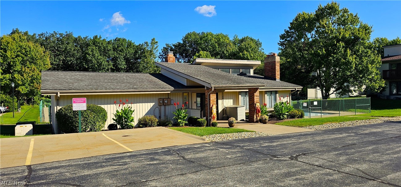 5565 Treetop Court Parma OH 44134