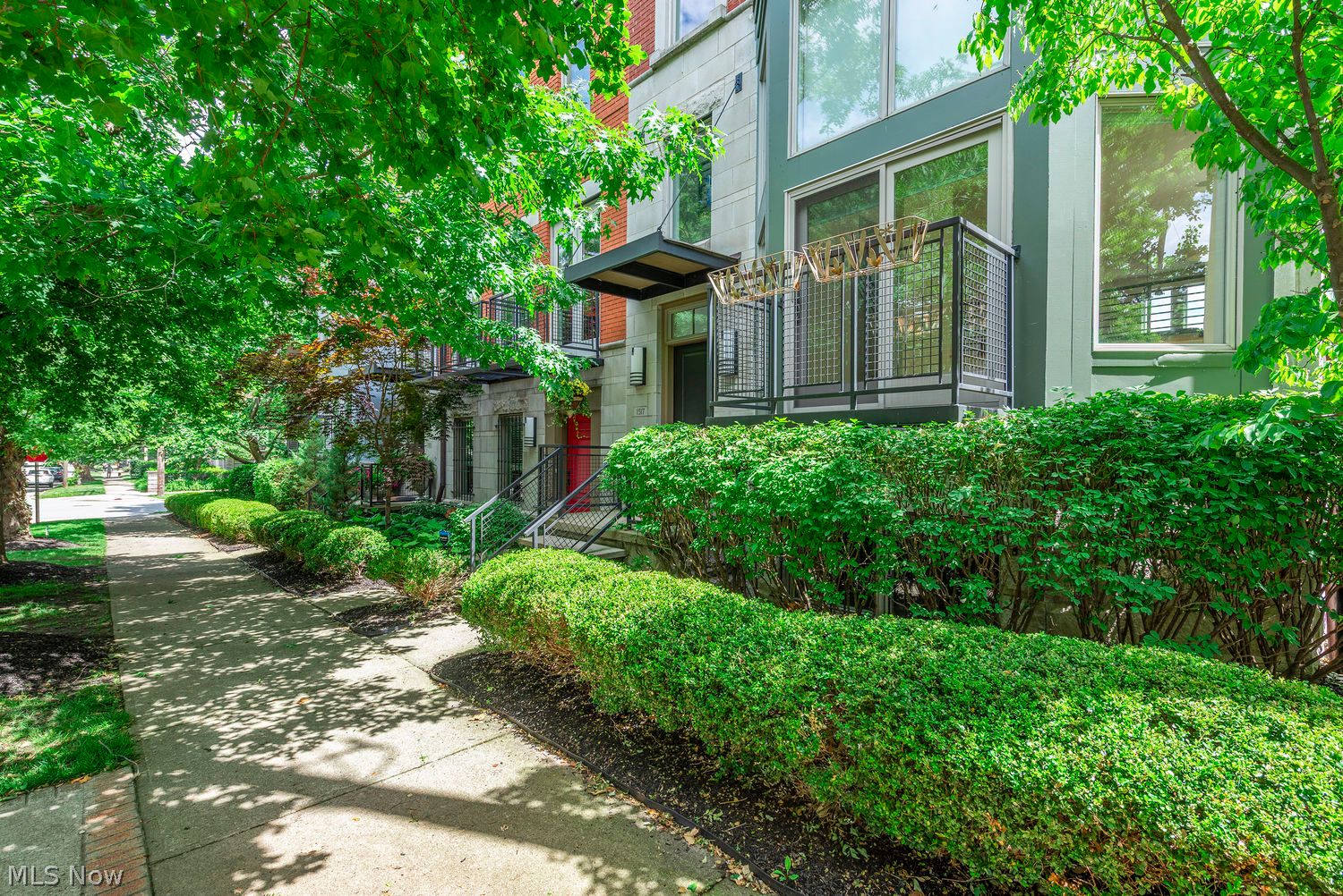 1517 W 32nd Street Cleveland OH 44113