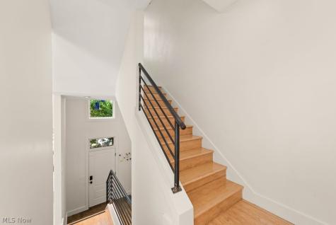 1517 W 32nd Street Cleveland OH 44113