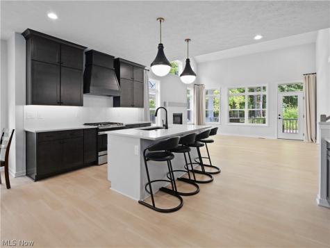143 Town Centre Drive Broadview Heights OH 44147